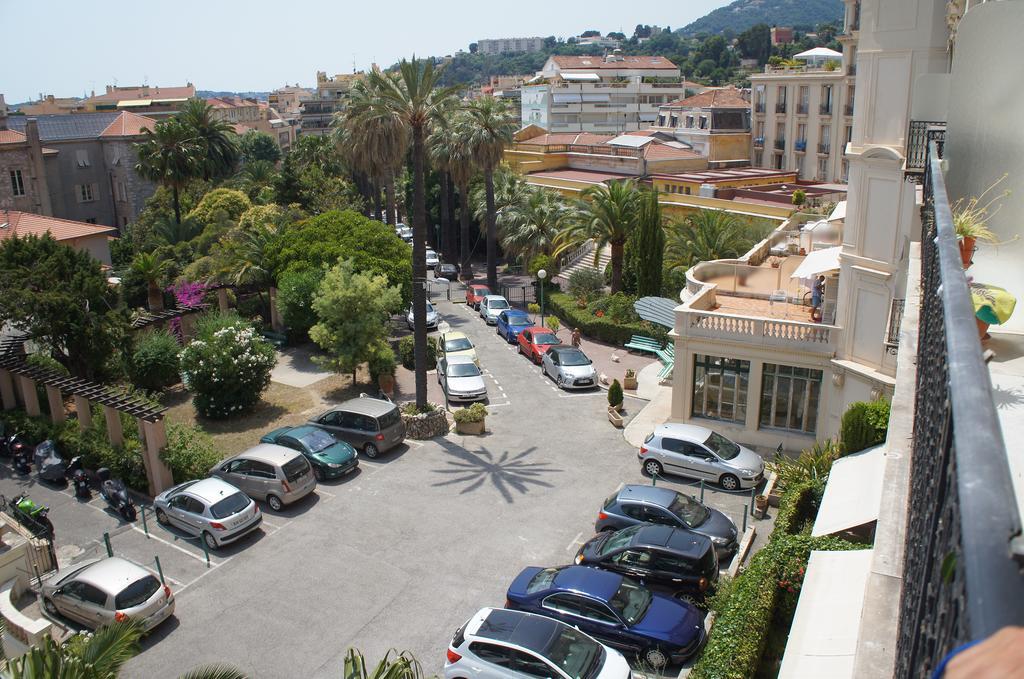 Le Louvre Apartment Menton Exterior photo